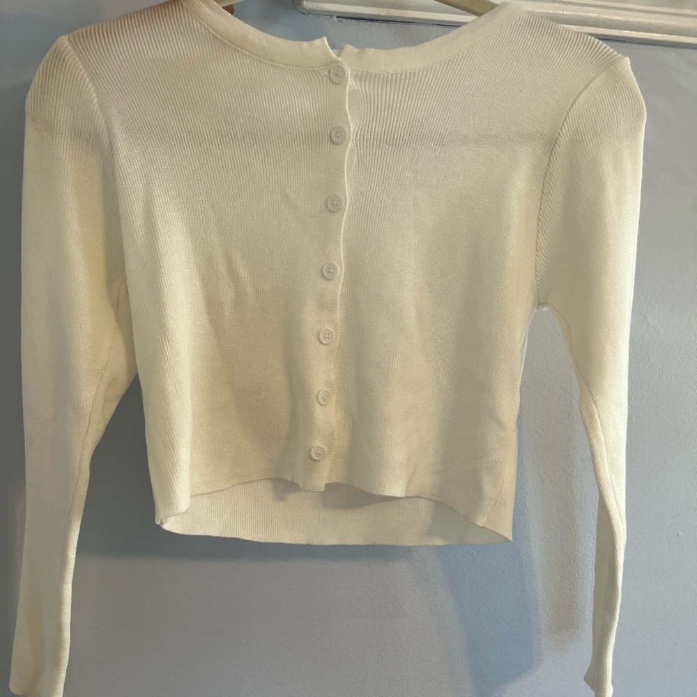 Cute and trendy white tennis jacket🤍